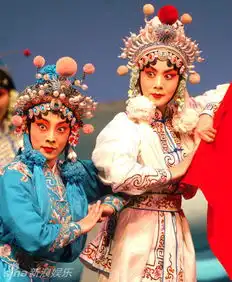 组图国粹舞台上的白娘子美丽多情功夫了得