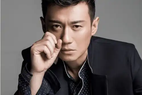 不温不火15年因我是特种兵走红,老戏骨李幼斌都对其称赞有加
