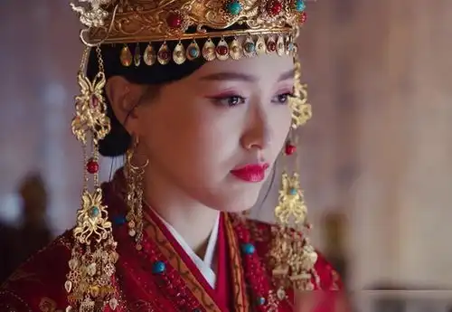 燕云台明扆大婚,权谋与爱情双丰收,萧家三千金三足鼎立
