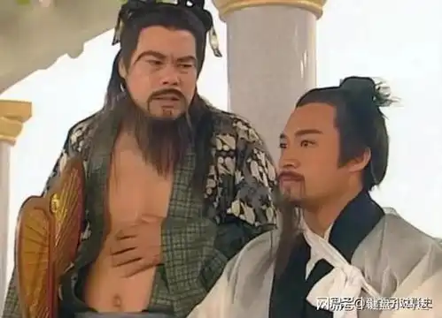 射雕英雄传王重阳跟周伯通的师傅是谁