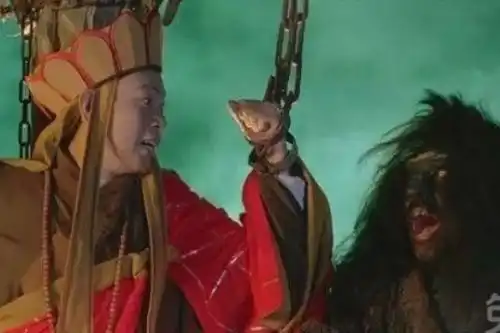 照样子写句子,把成语的意思用具体的情景表现出来絮絮叨叨和怒发冲冠
