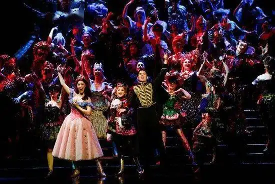 如何缓解大龄单身人士爸妈的焦虑情绪