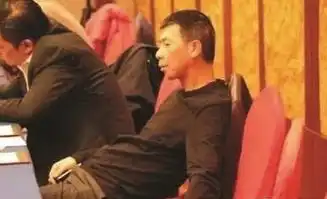 这个姿势正流行医生提醒别再学了小心真瘫了