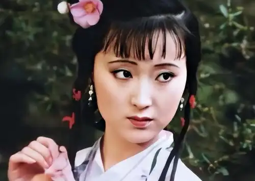 红楼梦翻拍,王熙凤假到辣眼睛,秦可卿浪出新高度
