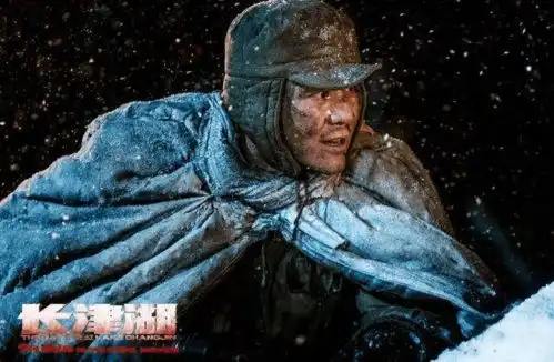 长津湖拍摄场面有多真实李晨爆炸戏后,手机无法面部识别