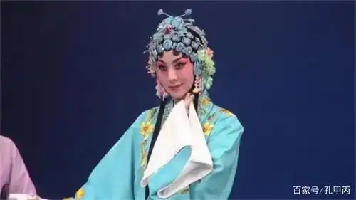 中国京剧之星史依弘,与大18岁的李成儒相爱,离婚后成兄妹
