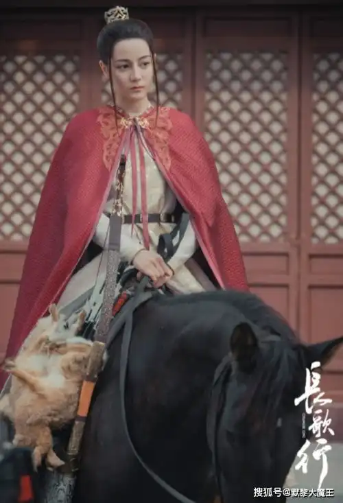 又一古装剧空降开播,主角同框海报太惊艳,超强阵容追定了