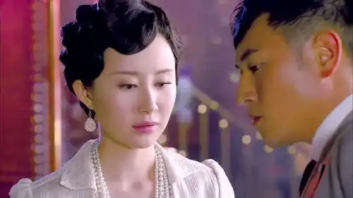 烽火佳人杜允唐吃醋,竟让毓婉砸了前男友送的手链