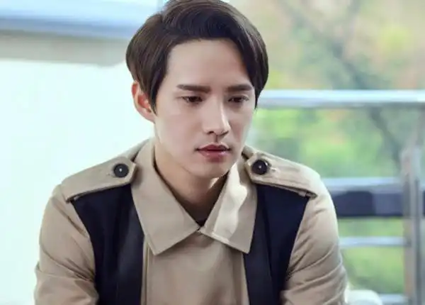 男二比男一受欢迎的9大男星,霍建华白敬亭于朦胧,你最喜欢谁