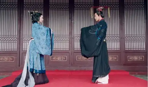 作为汉献帝的老婆,又是魏文帝的妹妹,曹皇后命运如何
