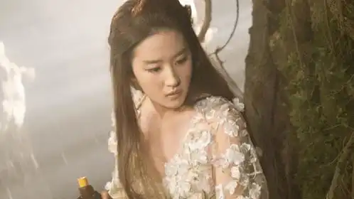 因神雕侠侣结识的杨幂和刘亦菲,自从那件事之后,就老死不相往来了
