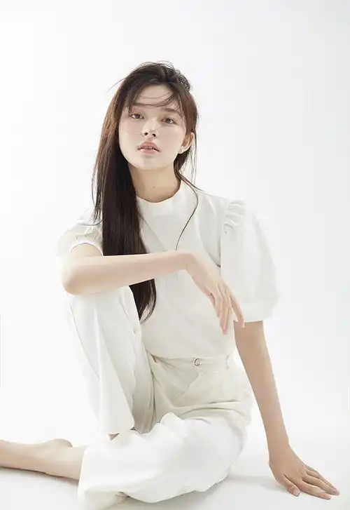 悍刀行10位美人古装vs时装姜泥时装美,南宫仆射时装绝,舒羞是长腿美女