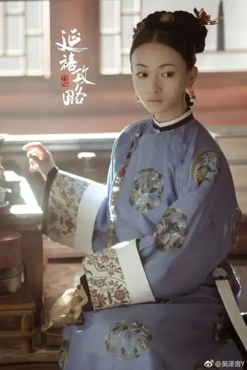企图蹭个流量请原谅无论你有没有追延禧攻略,都要学起来的莫兰迪色穿搭
