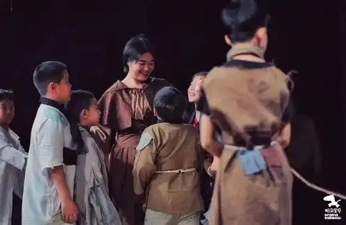 孩子们上剧场是什么样的
