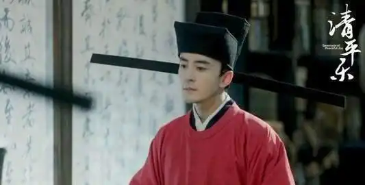 皇上与太后不合互看两厌,众臣两头调节,宋英宗太后待我如生母