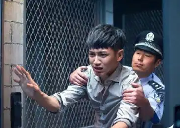 柯震东房祖名在京吸毒被捕盘点二人昔日合照
