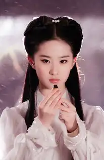 手机里唯一不舍得删除的图片,刘亦菲的小龙女,仙气逼人
