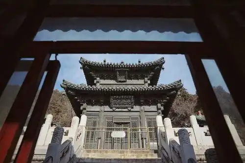 曾流失海外的颐和园宝云阁铜窗芯今日回家
