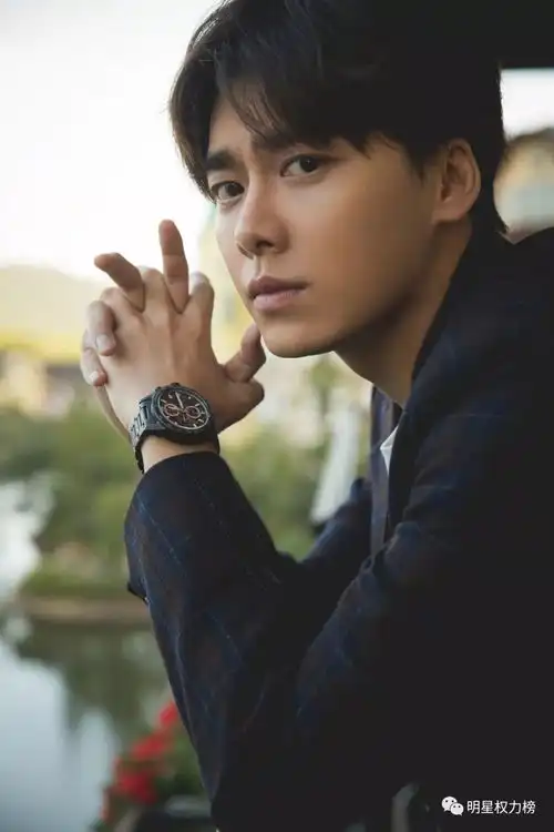 榜妹热线李易峰经纪人胡一天安排南烟斋笔录播出娜扎新戏