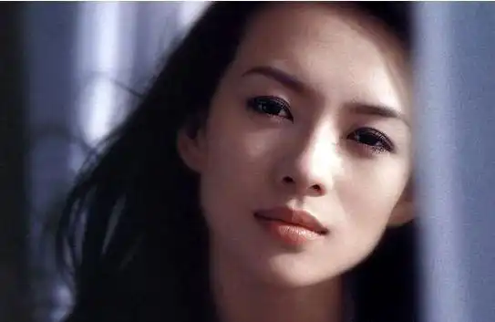 张艺谋谈整容脸,细数历任谋女郎,她们真的都是自然脸吗
