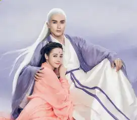 枕上书剧照很美,迪丽热巴和他,竟然让人联想到三国杀