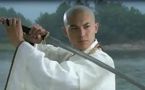 楚留香传奇里最帅的无花,如今在斗罗大陆打酱油