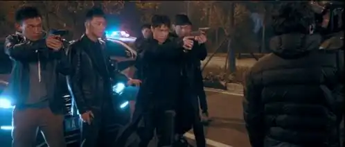 张艺兴新剧搭档老戏骨,现代涉案剧扫黑风暴,再次预定爆火剧