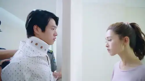 相爱穿梭千年2帅哥一直被人认错,他该如何是好
