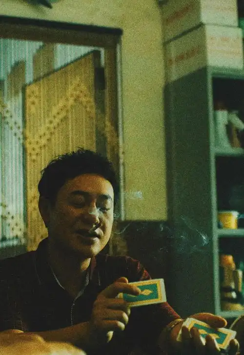 五一档最大尺度,他太敢演了