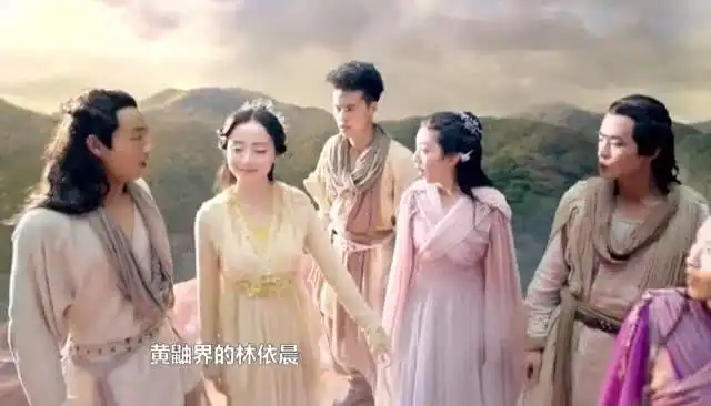 柜中美人皇上有选择困难症,正当犹豫不决的时候,花无欢出现了