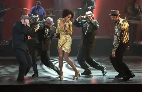 一代天后的传记计划2022年天籁上线
