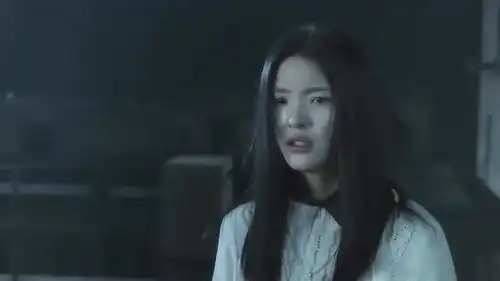 悲伤逆流成河顾森湘为了保住清白,跑到楼顶,不料却失足坠落身亡