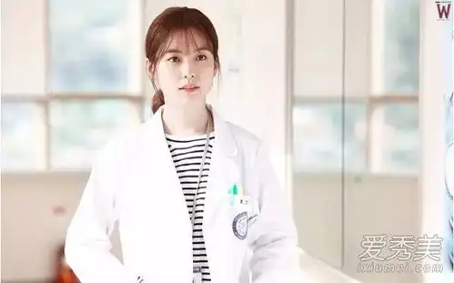 如果李钟淑和韩孝珠彼此不同意,kiss将学习如何使用奥尼的唇妆