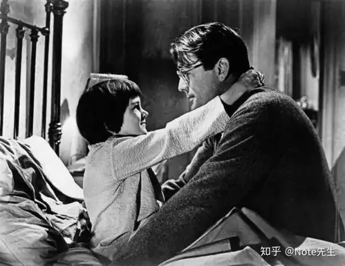 杀死一只知更鸟,春风化雨的阿迪克斯
