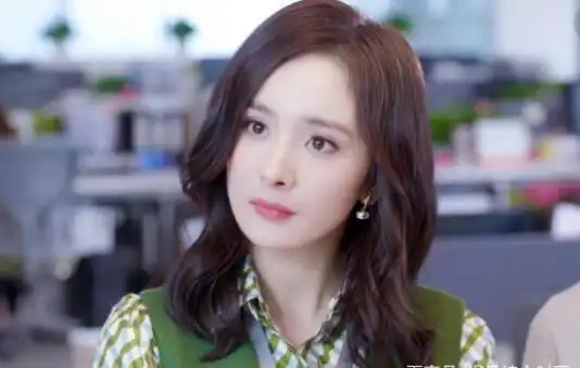 盘点最受喜爱的5位明星,杨幂第2,第1无悬念
