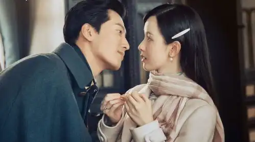 良辰好景知几何新剧照,窦骁军装造型超帅,cp剧照太有美感了