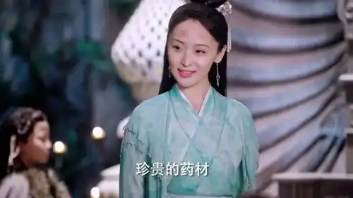 白蛇传说小青终于扬眉吐气了,还不是因为偷草药回来了