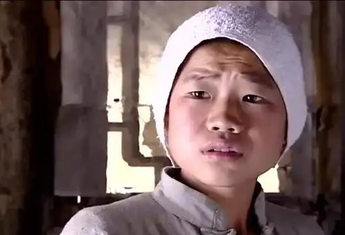 16年前的小兵张嘎嘎子变硬汉,英子成女神,而他火到发紫