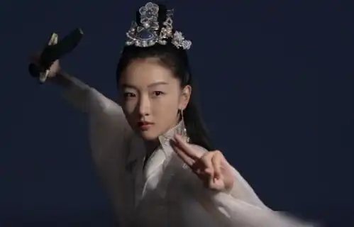 千古玦尘杀青,网友却吐槽周冬雨颜值撑不起古偶扮相,期待吗