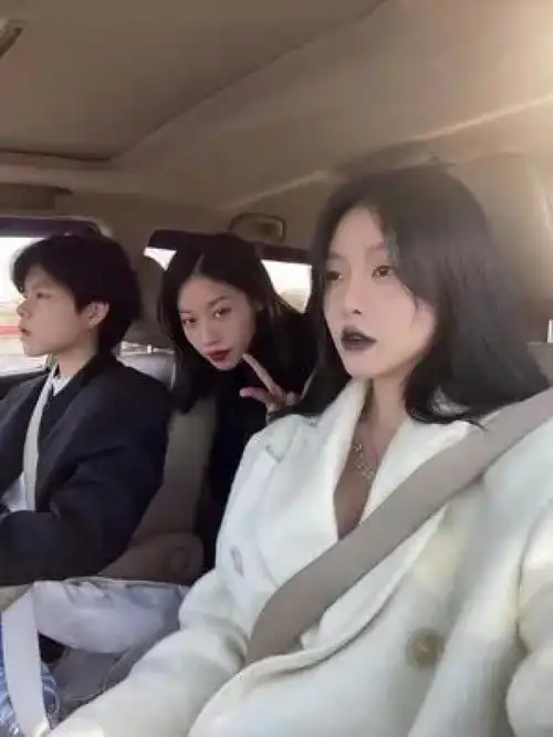 我们可要一直一直在一起呀好朋友眼妆