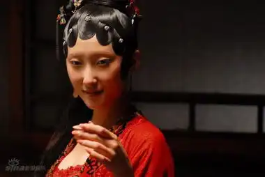 新红楼梦剧照曝光尤三姐戏二贾
