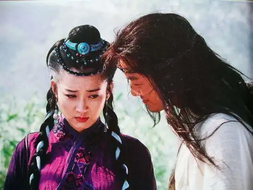 令狐冲的师娘刘冬,从工作到家庭的成功典范
