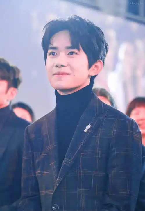 追星女孩的情人节,感觉口水要流下来了