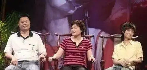 土里土气无名之辈李宇春得成功并非偶然
