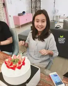 还记得七号房的礼物里的小女孩吗她现在长这样