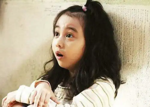 父爱是一场深情的偿还女儿是父亲的软肋,父亲是女儿的铠甲