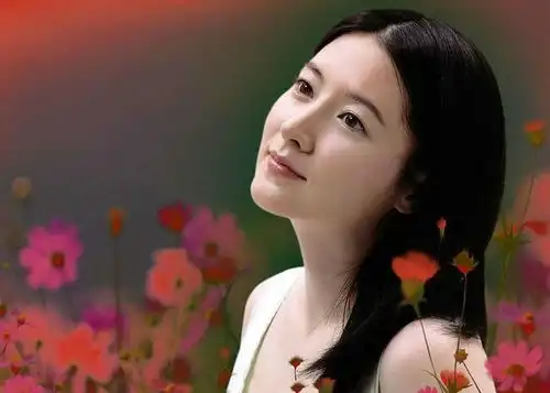 他因慈善捐款让女神心动,在生意落魄时选择共担,如今生活美满
