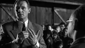 阿蒙葛斯在进行屠杀前的演讲,暴风雨来临前的平静