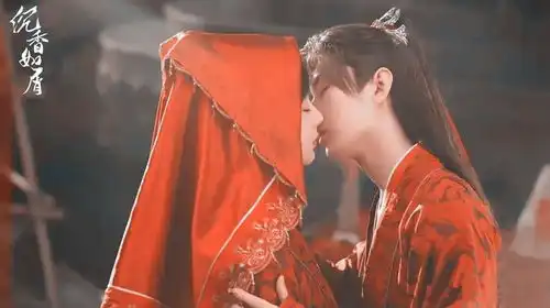 沉香如屑唐周颜淡终成眷属,甜蜜大婚深情相拥热吻