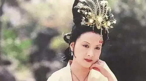 弃演王熙凤成就邓婕,乐韵28岁跳楼身亡,只因渣男罗烈的欺骗吗
